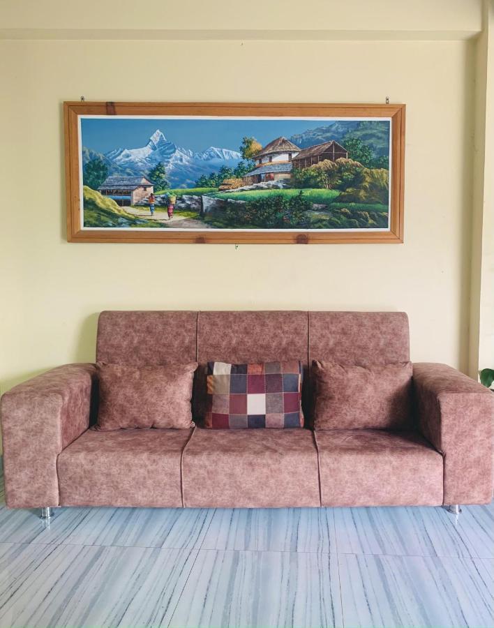 Hotel October Inn โพคารา ภายนอก รูปภาพ