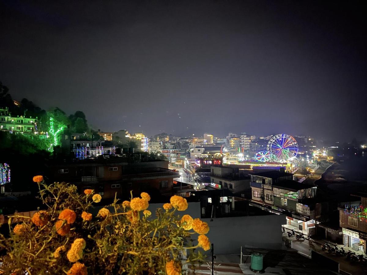Hotel October Inn โพคารา ภายนอก รูปภาพ
