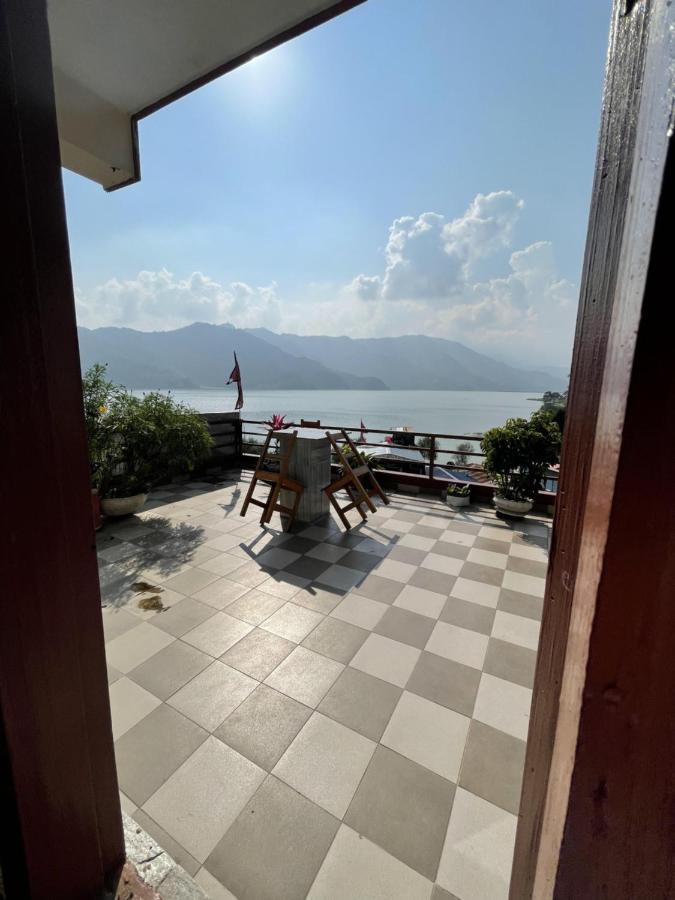 Hotel October Inn โพคารา ภายนอก รูปภาพ