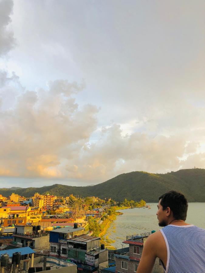 Hotel October Inn โพคารา ภายนอก รูปภาพ