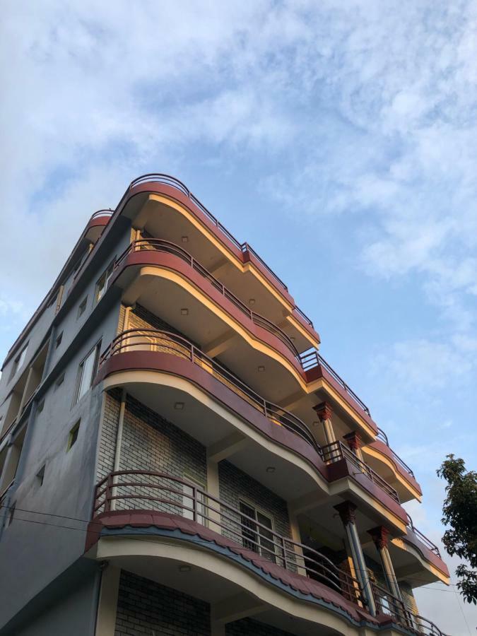 Hotel October Inn โพคารา ภายนอก รูปภาพ